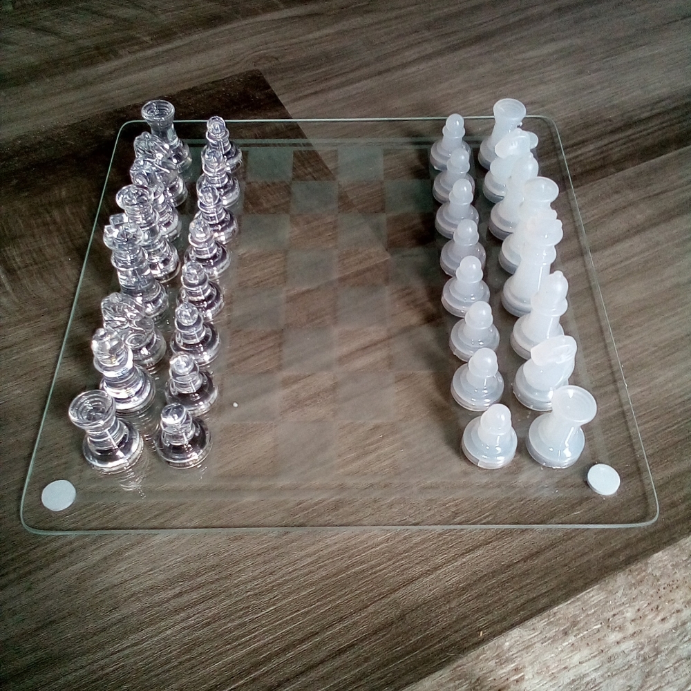 NWOT Cardinal Classics Glass Chess & Checkers Set